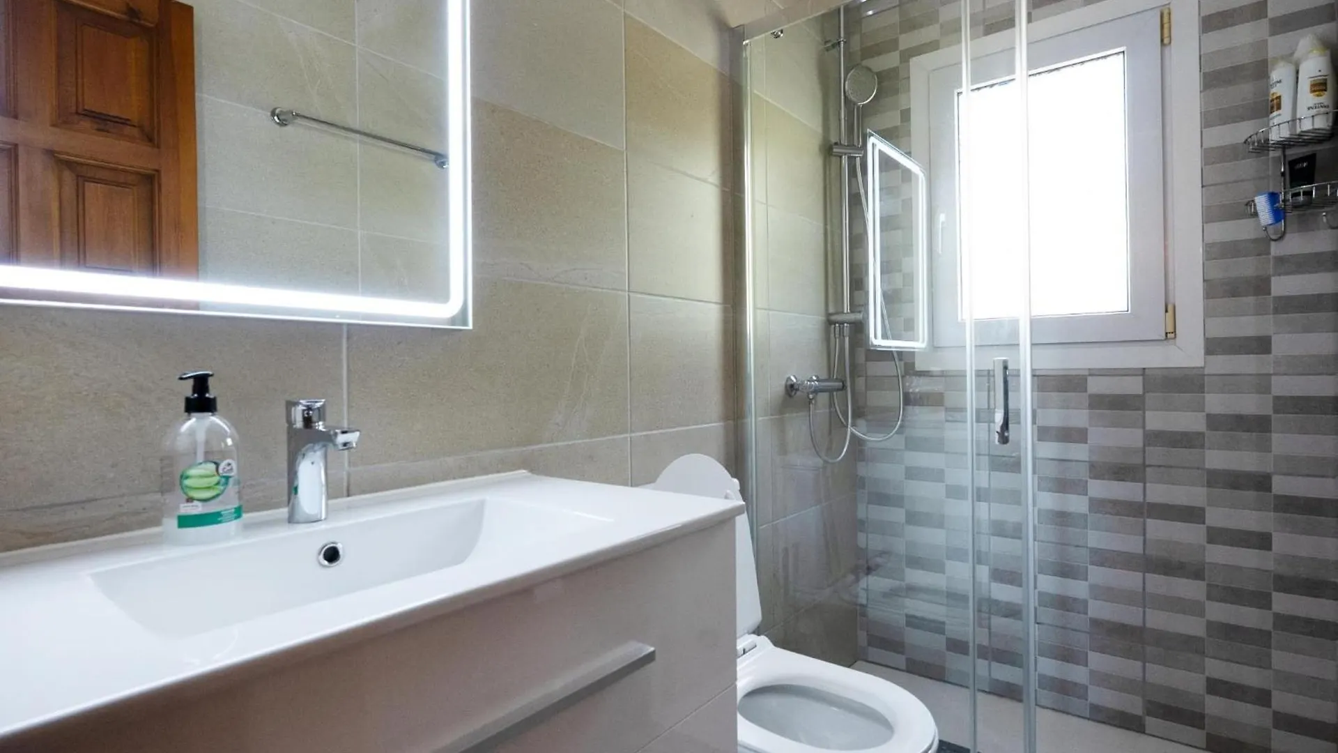 Villa Las Dos Rocas Calonge  Vakantiehuis